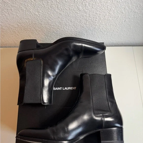 SAINT LAURENT Wyatt 40 Chelsea Boots size 43 - Picture 1 of 8